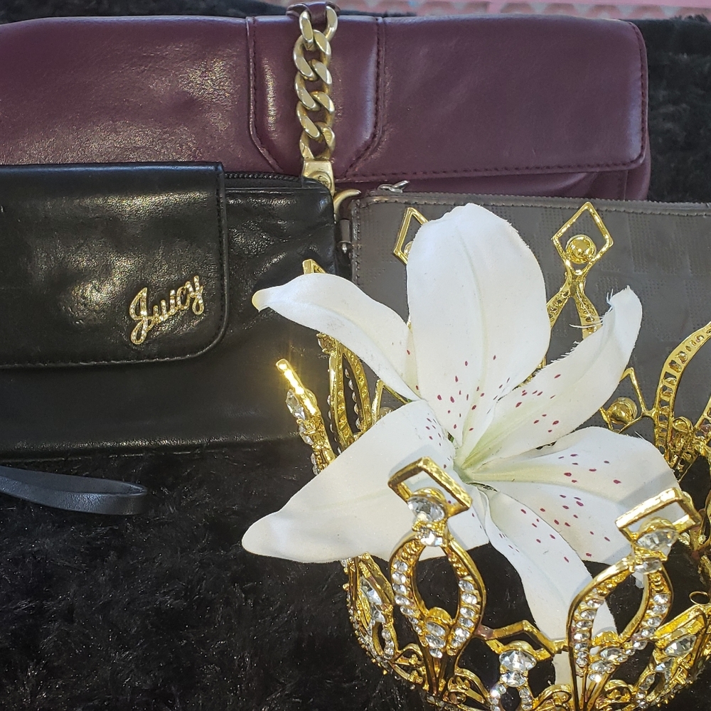 Juicy Couture Clutch and 2 wristlets(juicy, MK)